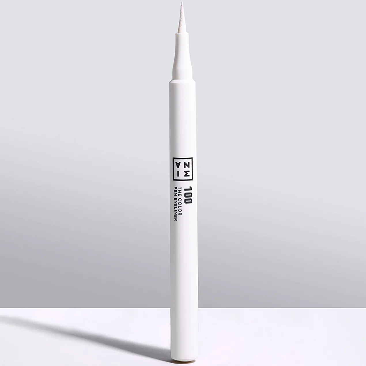 The Color Pen Eyeliner Delineador de Ojos