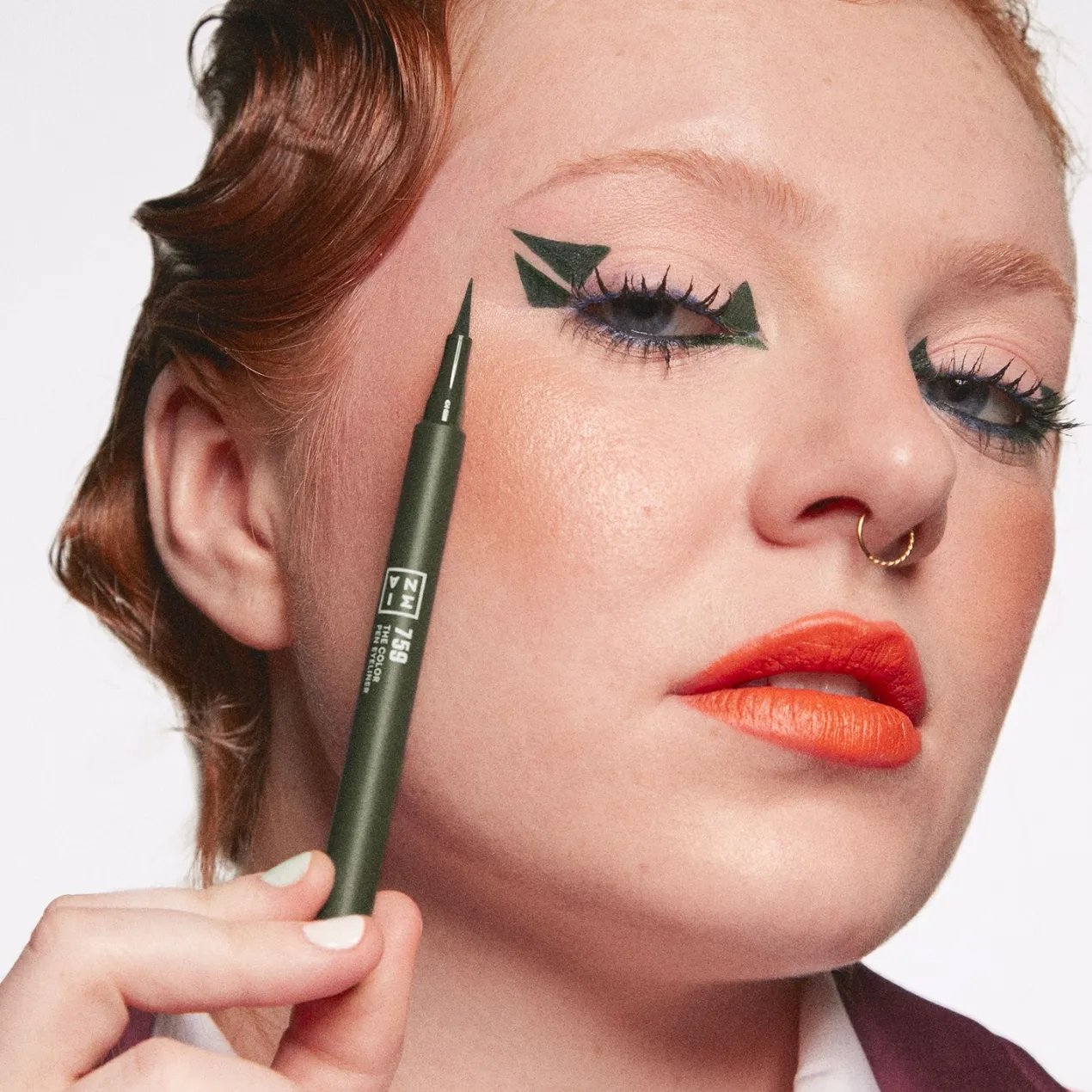The Color Pen Eyeliner Delineador de Ojos
