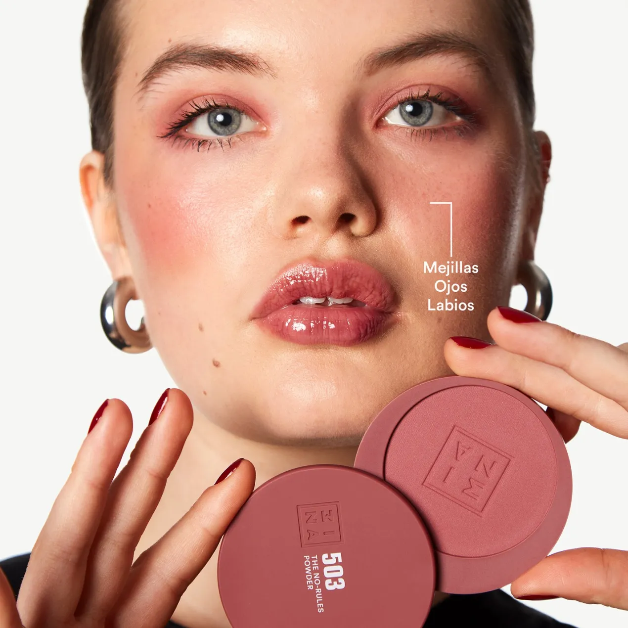 The No-Rules Powder Polvo Compacto