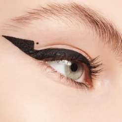 Tiny Tip Liner Delineador de Ojos Waterproof