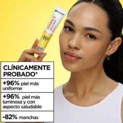 Vitamina C Fluido Antimanchas Anti-UV Diario Efecto Glow FPS50+